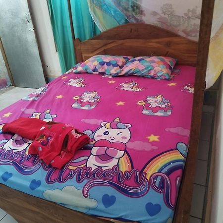 Agus Family Homestay ลาบวนบาโจ ภายนอก รูปภาพ