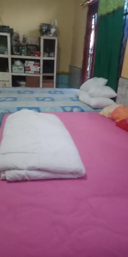 Agus Family Homestay ลาบวนบาโจ ภายนอก รูปภาพ
