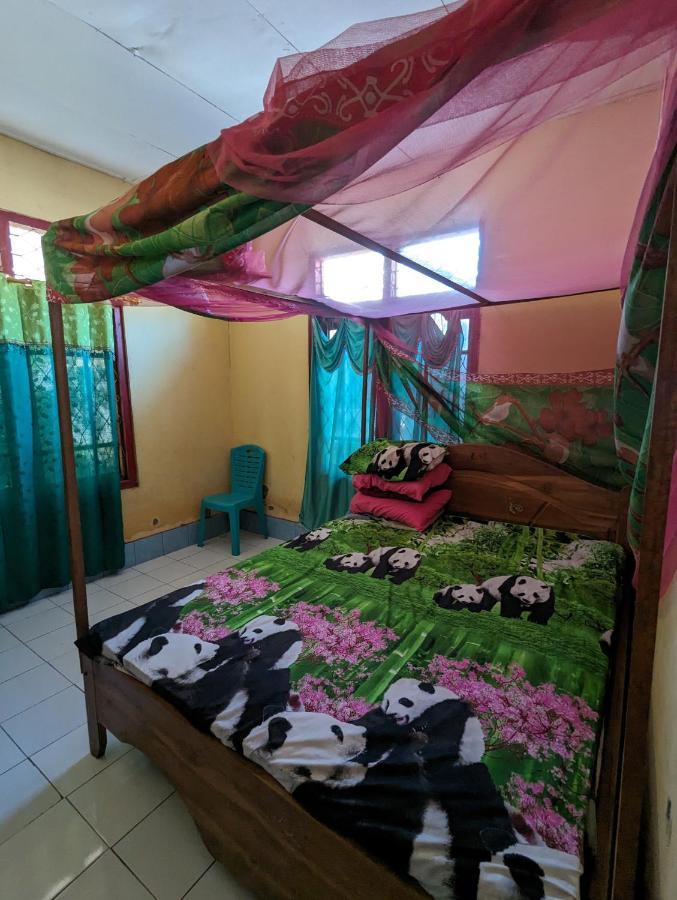 Agus Family Homestay ลาบวนบาโจ ภายนอก รูปภาพ