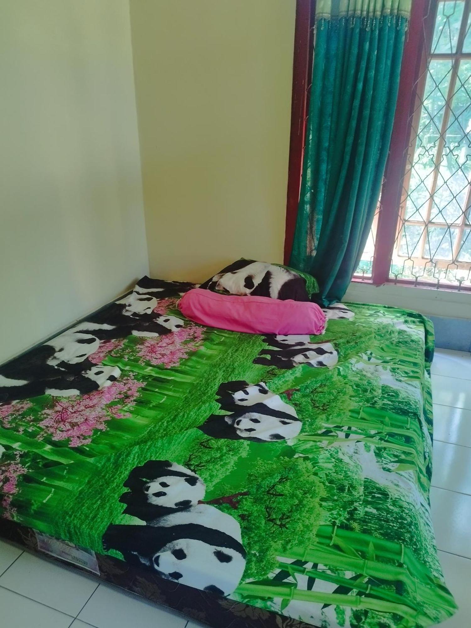 Agus Family Homestay ลาบวนบาโจ ภายนอก รูปภาพ